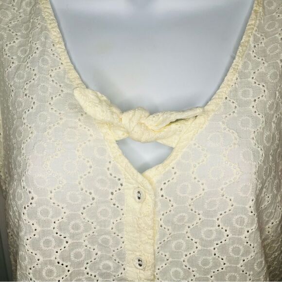 Modcloth Polished Touch Cotton Eyelet Blouse Puff Sleeves Tie Front Ivory M - Picture 8 of 13